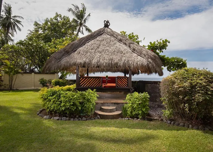 Resort Alam Anda Ocean Front & Dive 4*