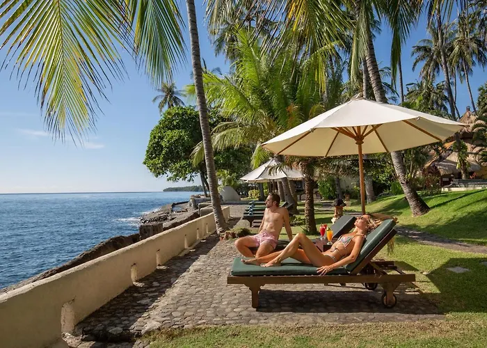 Resort Alam Anda Ocean Front & Dive 4*