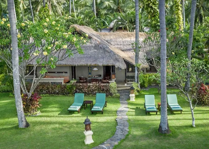 Alam Anda Ocean Front & Dive 4* تيجاكولا